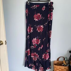 Patrons of peace navy and pink Floral Wrap Skirt elastic tiered boho Medium